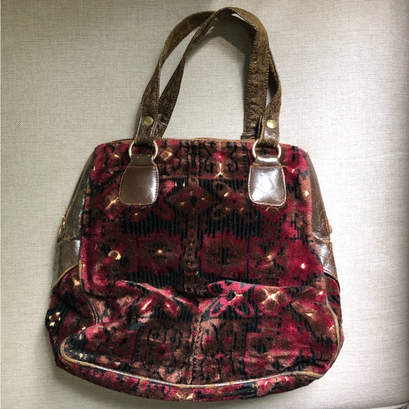 Vintage Spanish Carpet Bag - Picture 10 of 11